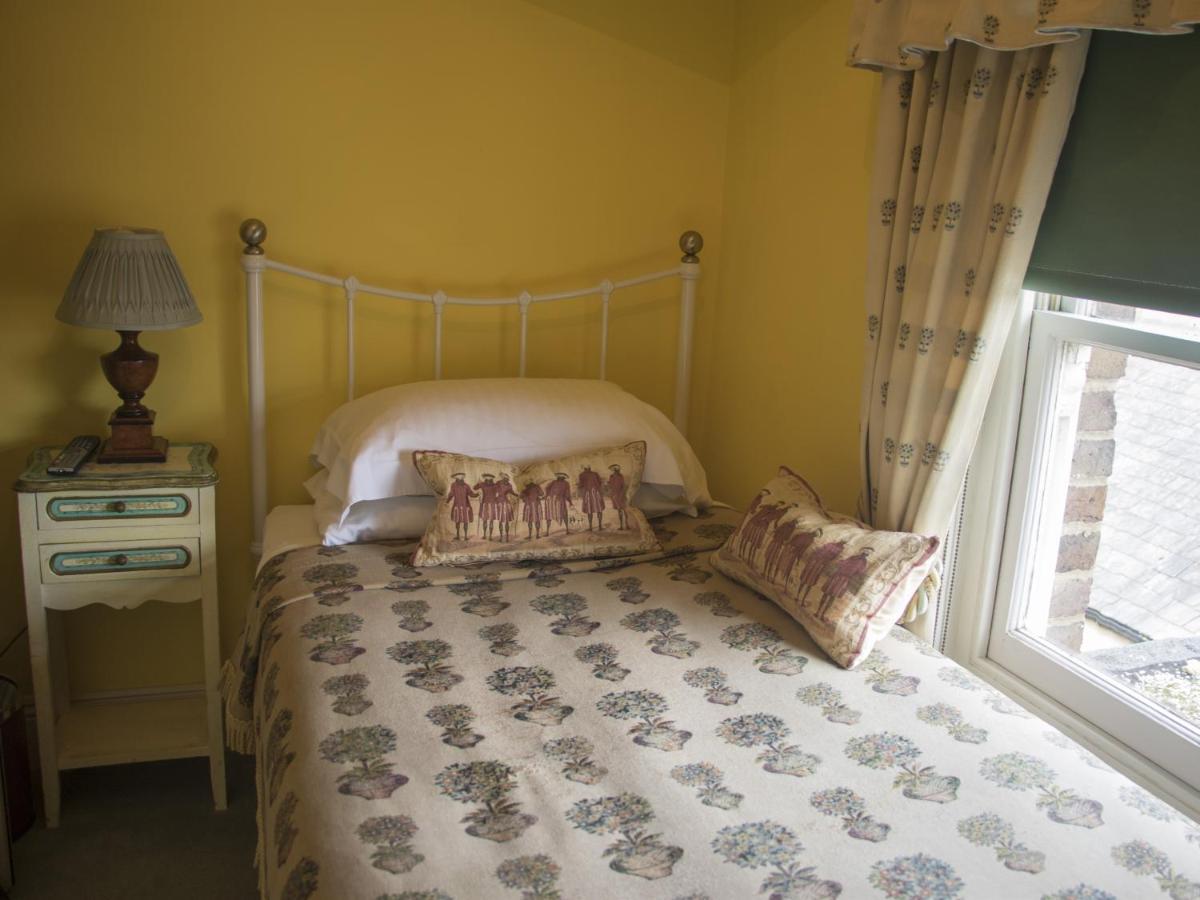 איסטבורן Albert & Victoria Guest House מראה חיצוני תמונה