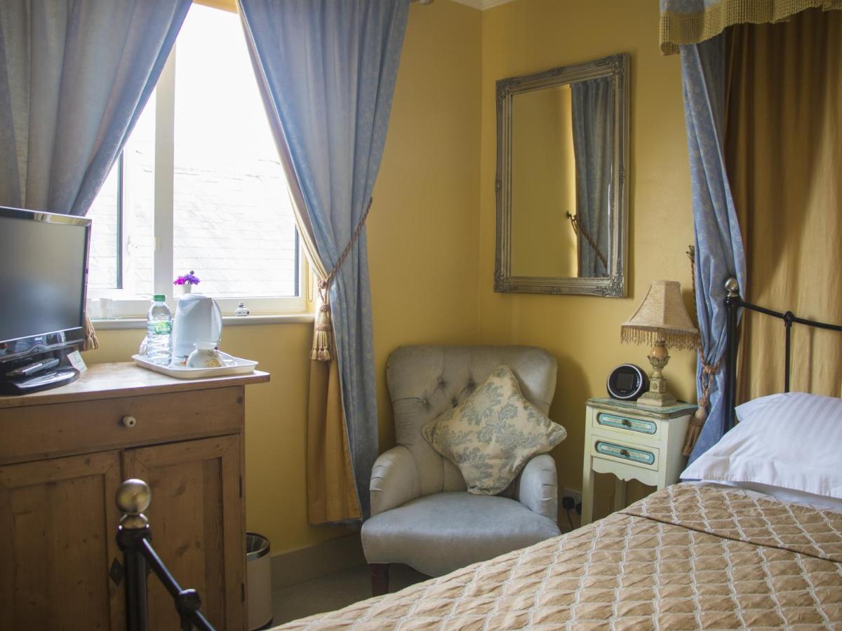 איסטבורן Albert & Victoria Guest House מראה חיצוני תמונה