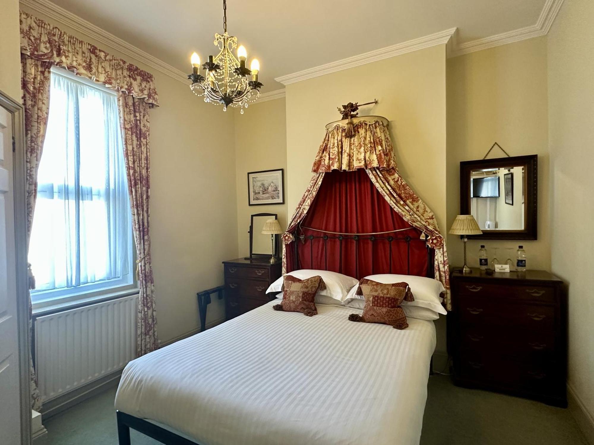 איסטבורן Albert & Victoria Guest House מראה חיצוני תמונה