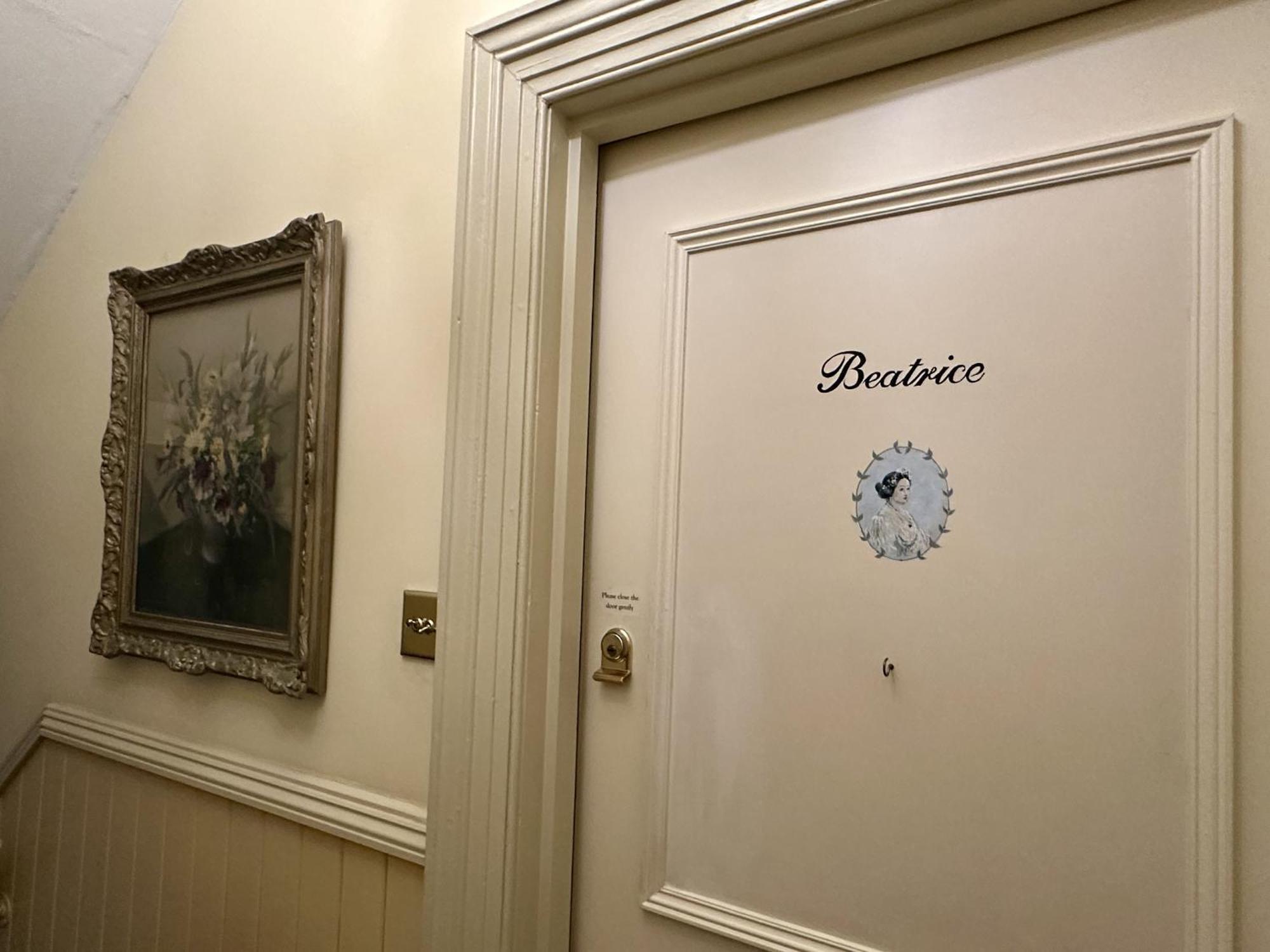 איסטבורן Albert & Victoria Guest House חדר תמונה
