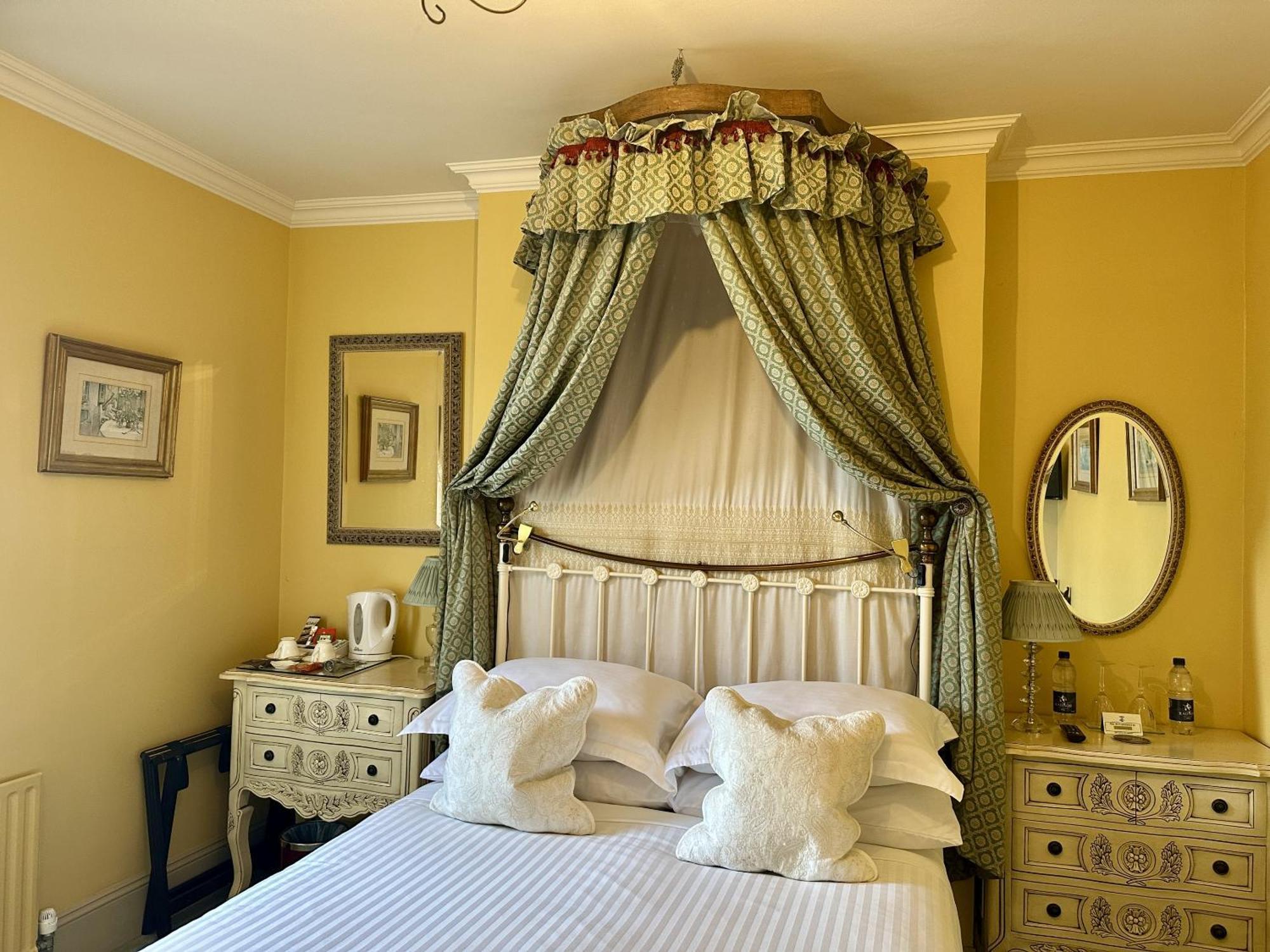 איסטבורן Albert & Victoria Guest House חדר תמונה