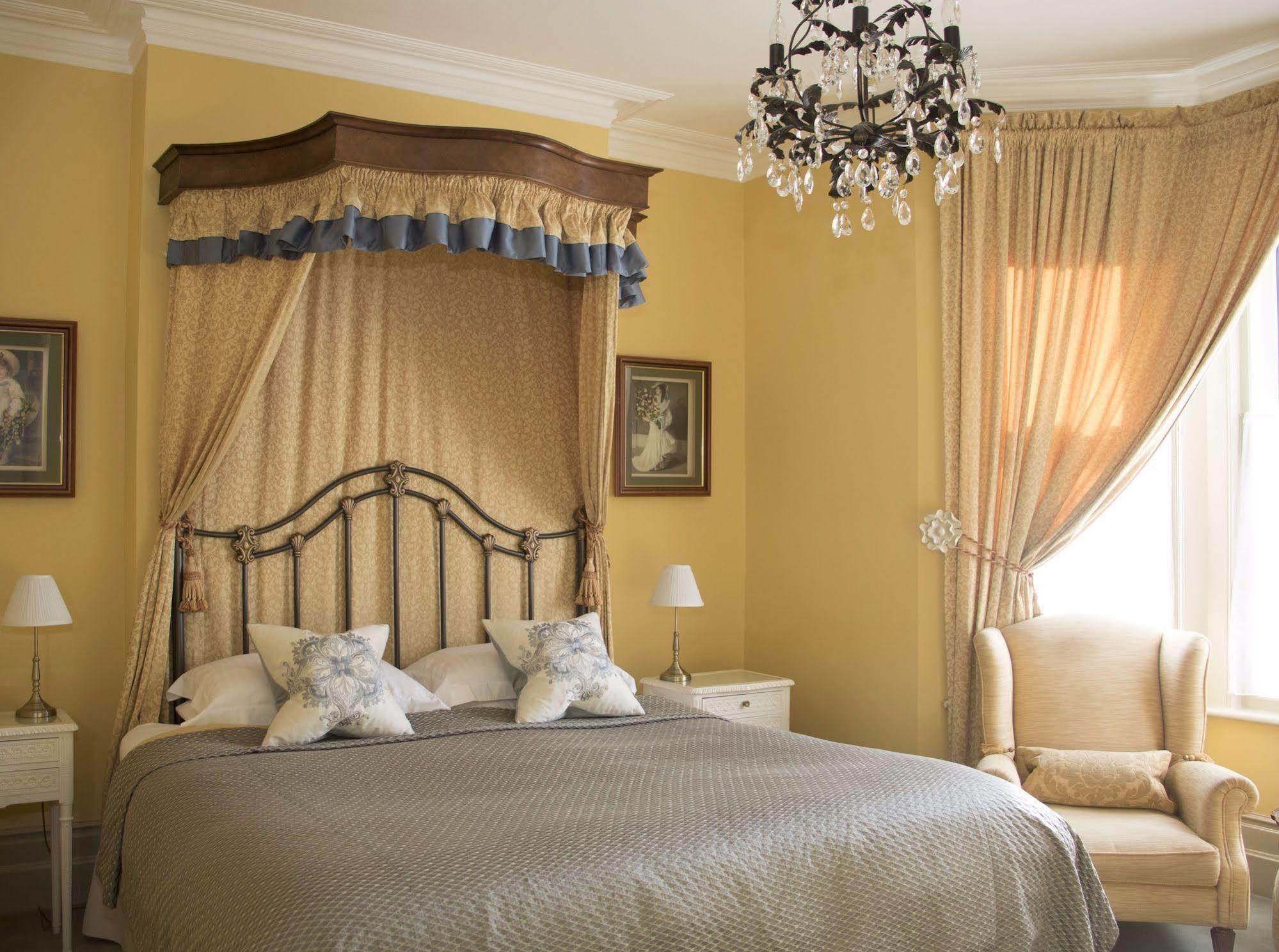 איסטבורן Albert & Victoria Guest House מראה חיצוני תמונה